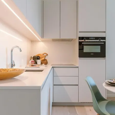 Апартаменты Huswell - Modern In A New Near The Sea