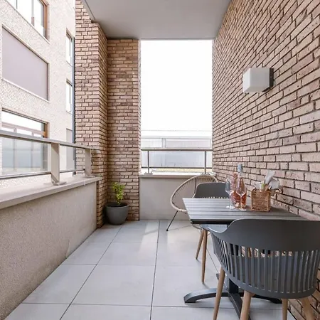 Casiola - Modern In A New Near The Sea Apartmán *