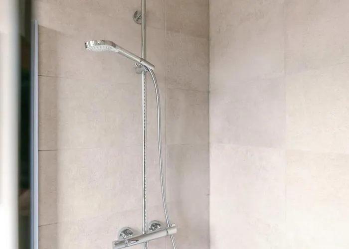 Huswell - Modern In A New Near The Sea